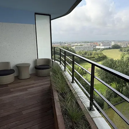 Bel Air - Modern 2-bedroom With Spacious Terraces T165 Сasa de vacaciones